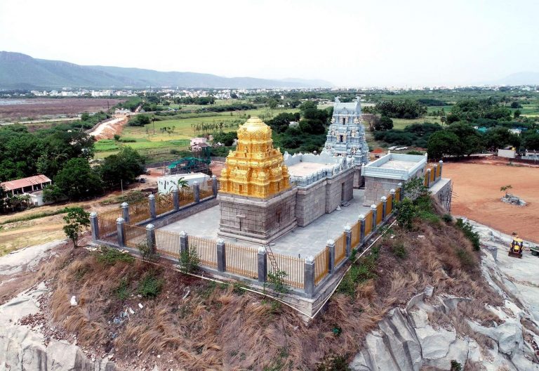 VAKULAMATA-TEMPLE1-768x528